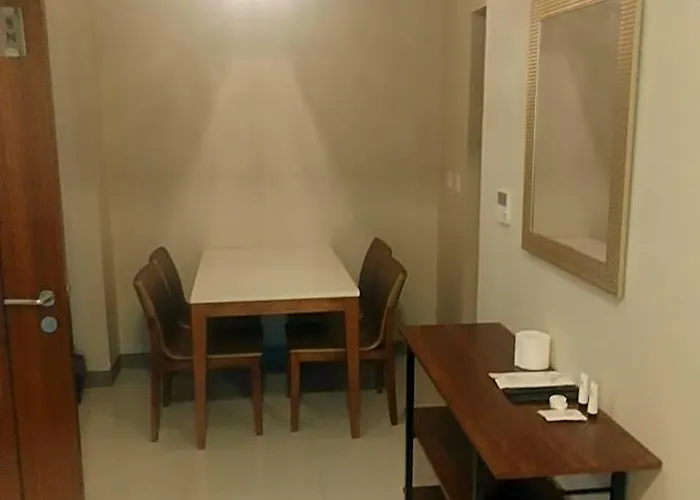 Mactan Newtown One Manchester Palace Hotel
