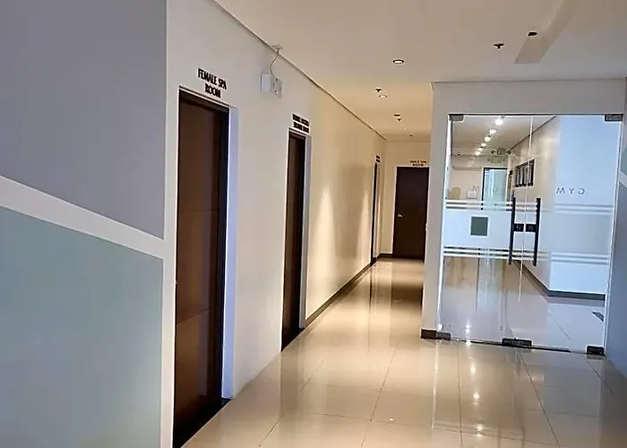 Hotel Mactan Newtown One Manchester Palace