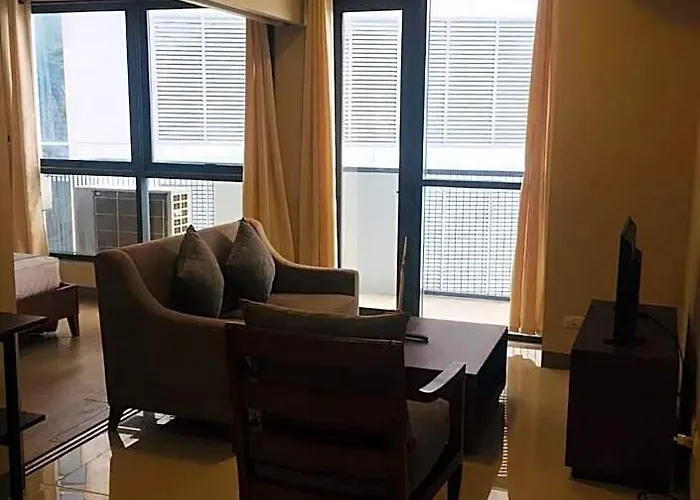 Mactan Newtown One Manchester Palace Hotel *